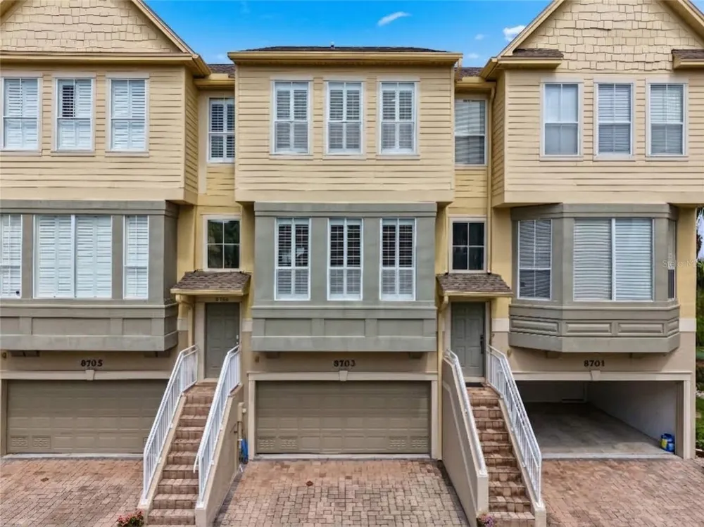 8703 SUNRISE JIB WAY Tampa, FL 33615