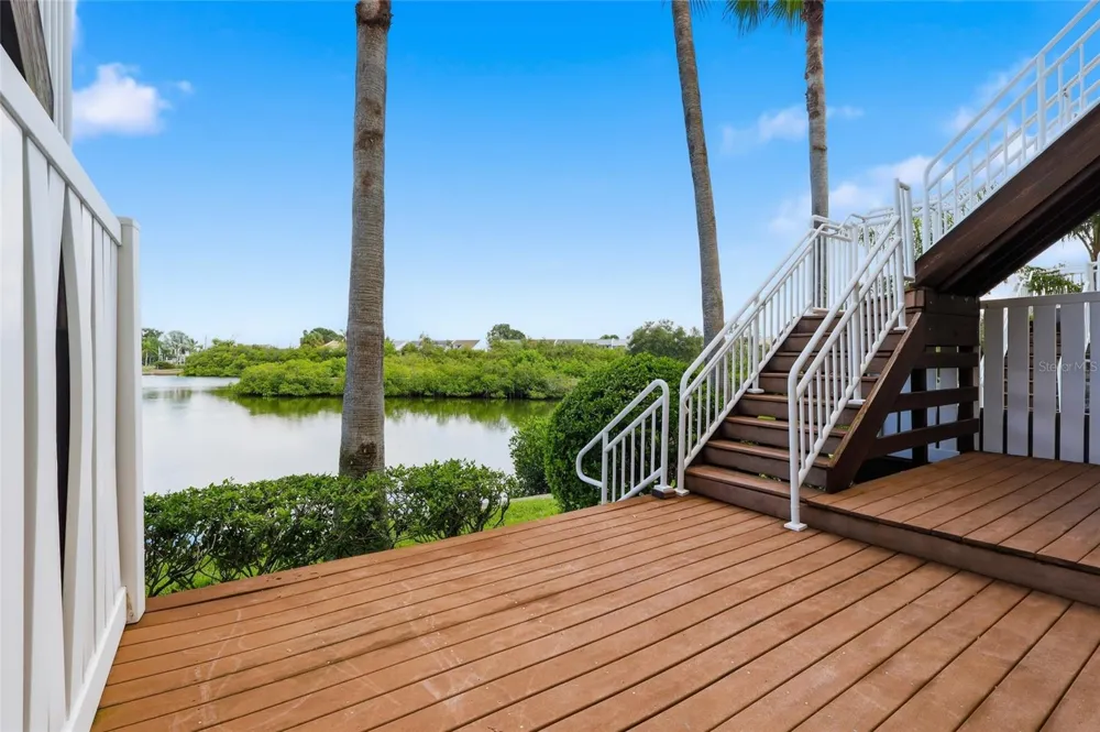 8703 SUNRISE JIB WAY Tampa, FL 33615