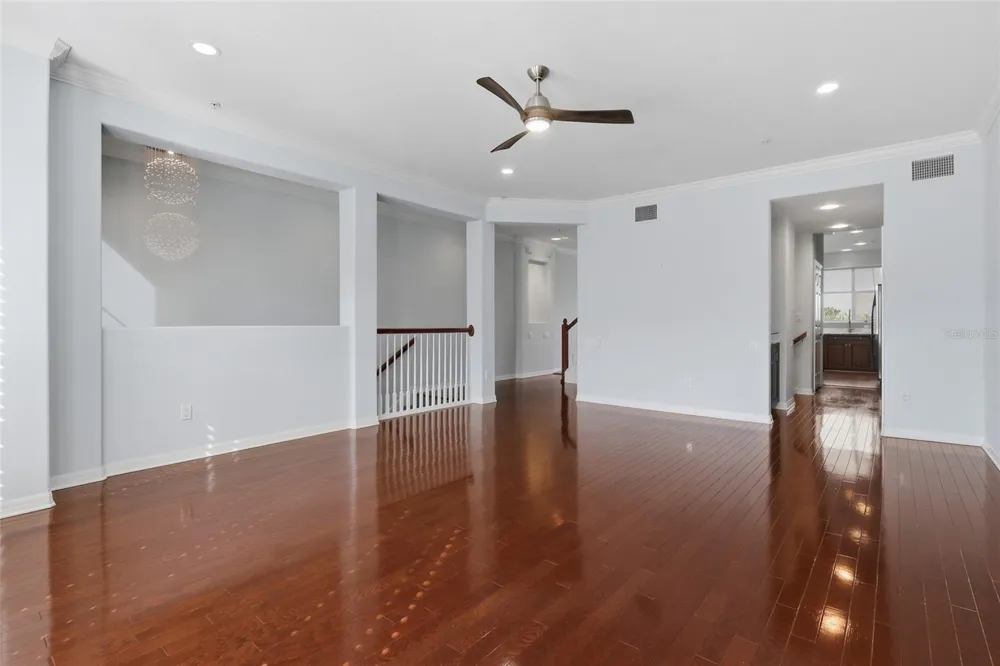 8703 SUNRISE JIB WAY Tampa, FL 33615