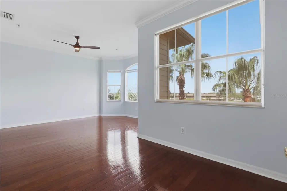 8703 SUNRISE JIB WAY Tampa, FL 33615