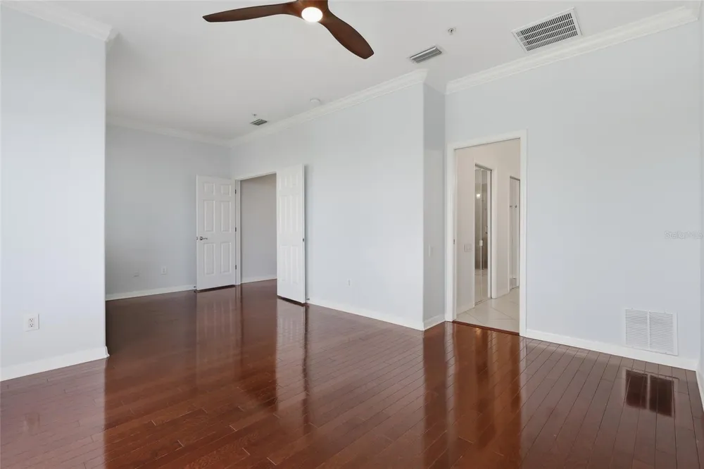 8703 SUNRISE JIB WAY Tampa, FL 33615