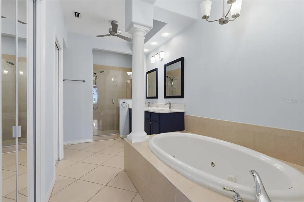 8703 SUNRISE JIB WAY Tampa, FL 33615