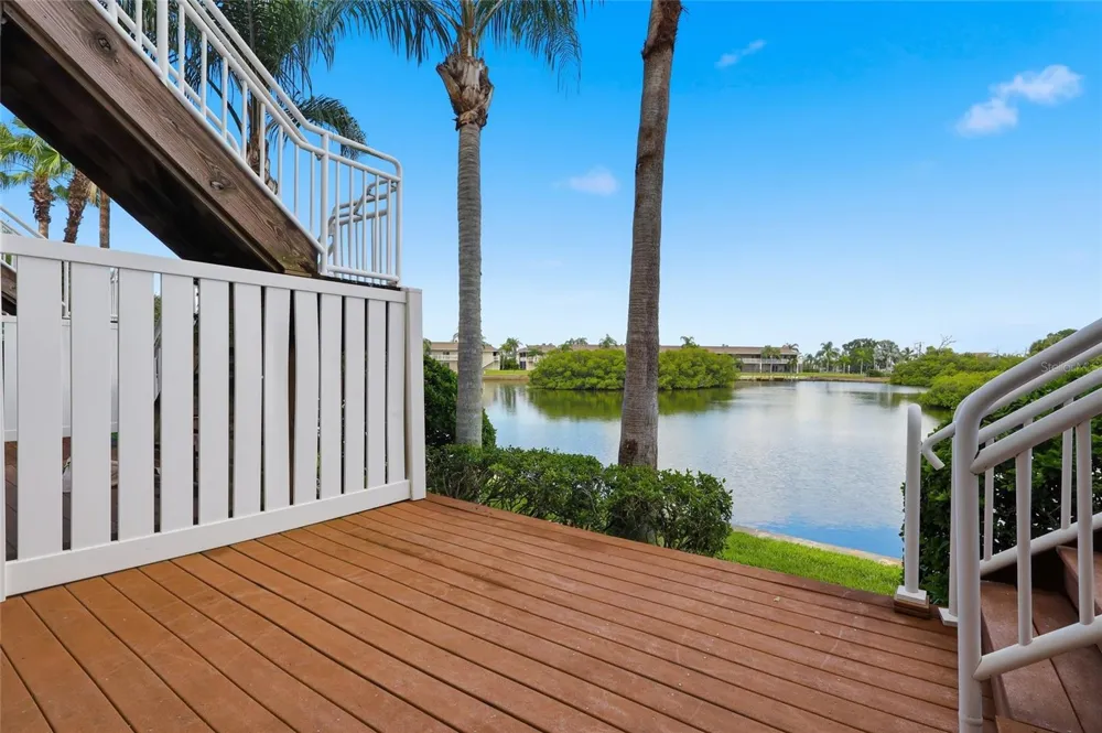 8703 SUNRISE JIB WAY Tampa, FL 33615