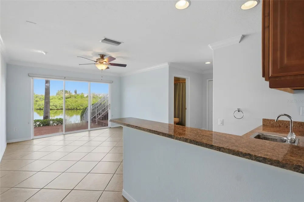 8703 SUNRISE JIB WAY Tampa, FL 33615