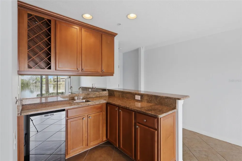 8703 SUNRISE JIB WAY Tampa, FL 33615