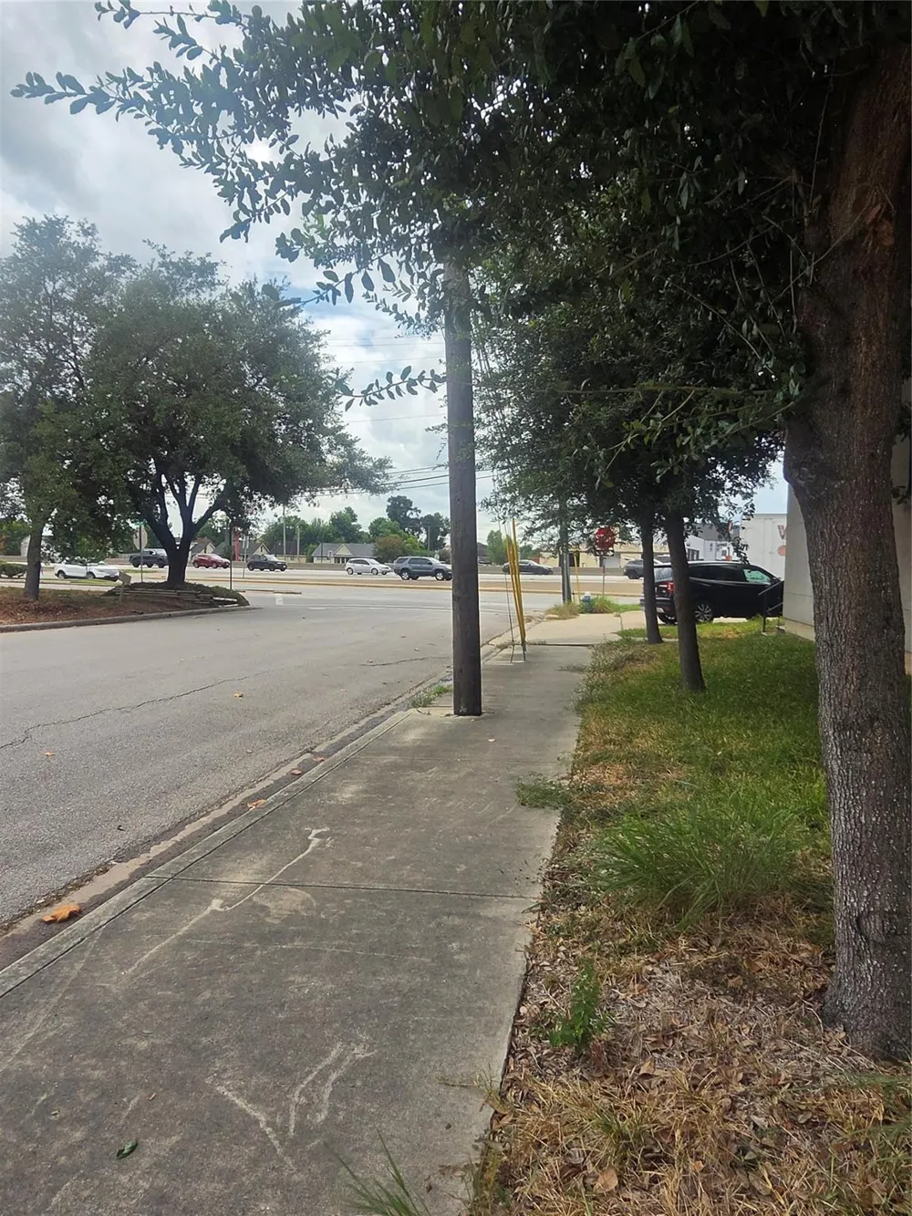 5713 Gulf Freeway #B Houston, TX 77023