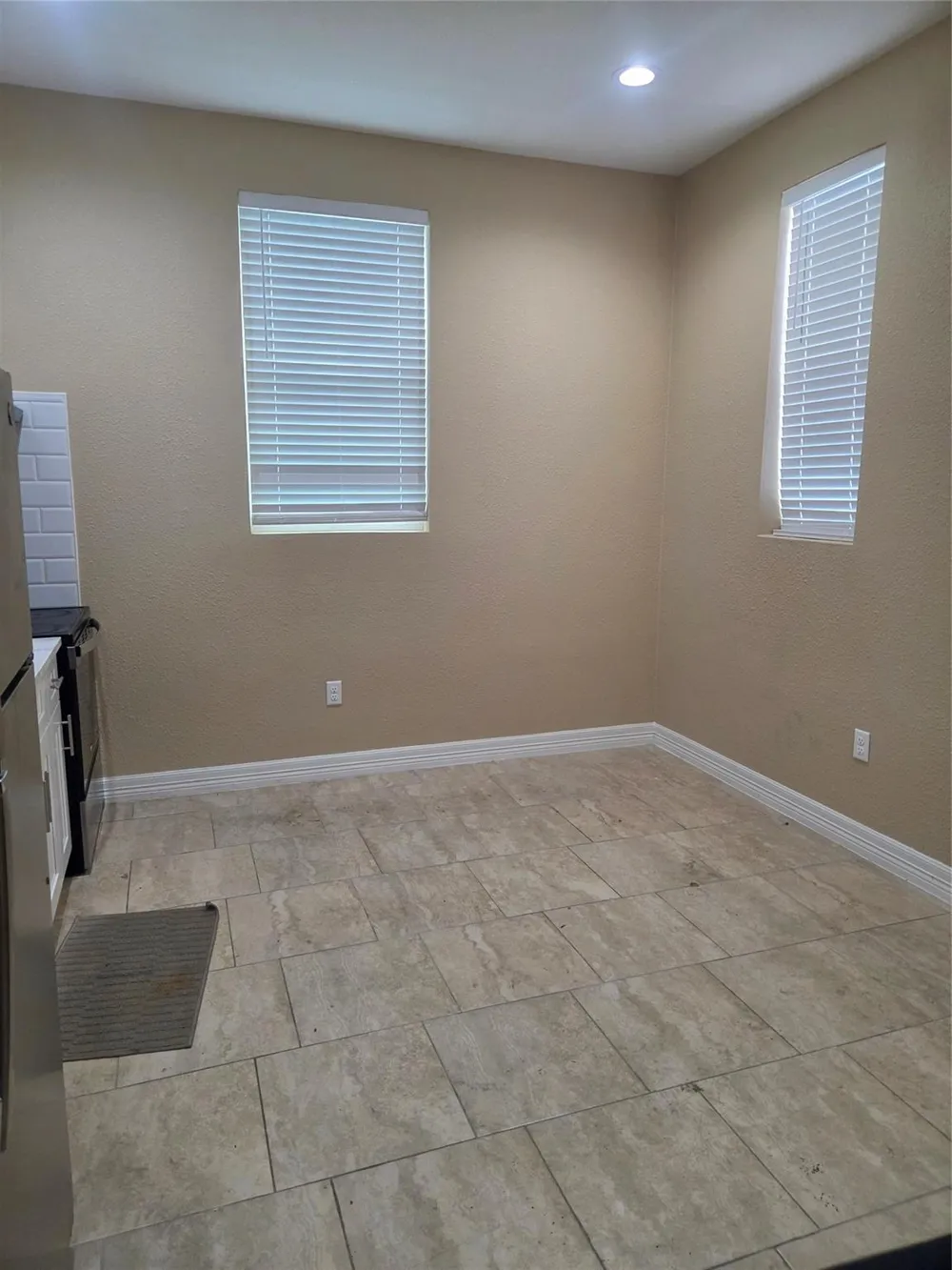 5713 Gulf Freeway #B Houston, TX 77023