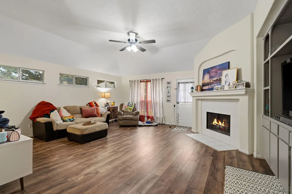 3710 S Barnett Way Missouri City, TX 77459