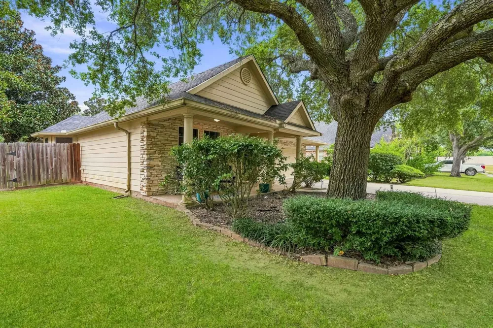 3710 S Barnett Way Missouri City, TX 77459