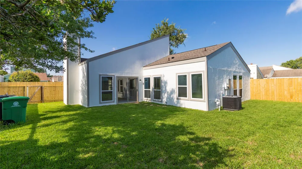 11042 Petworth Drive Houston, TX 77072