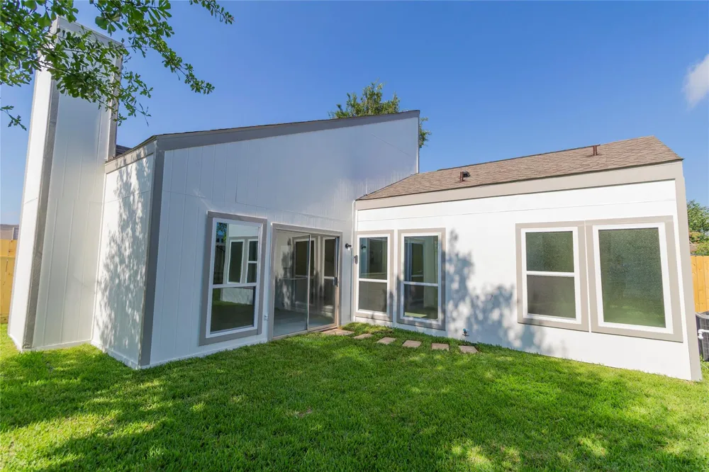 11042 Petworth Drive Houston, TX 77072