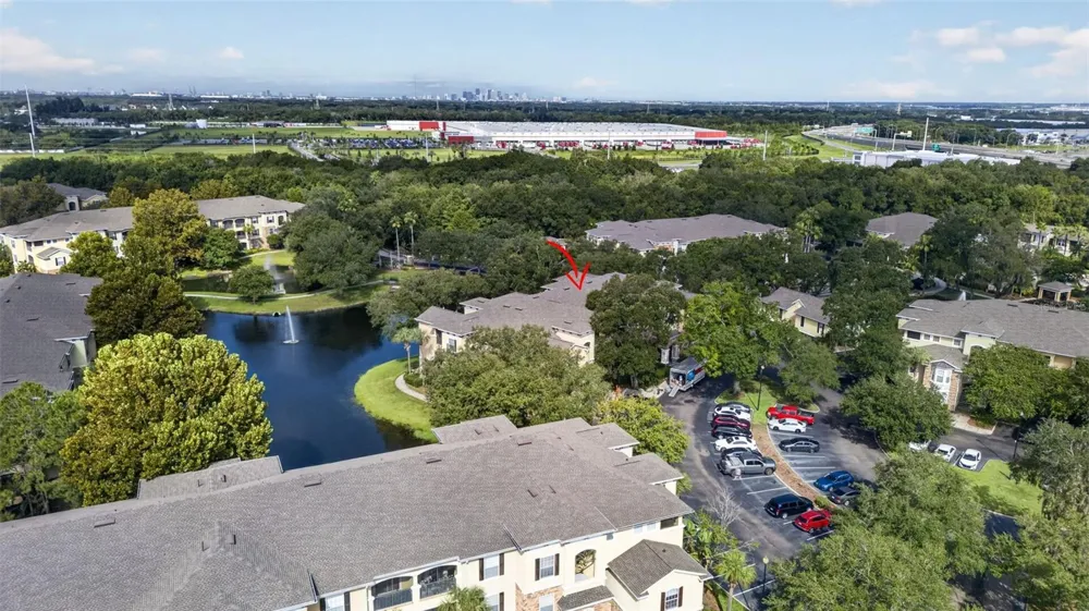 10103 COURTNEY OAKS CIRCLE #302 Tampa, FL 33619