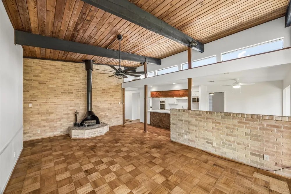 403 Shirleen Drive Seabrook, TX 77586