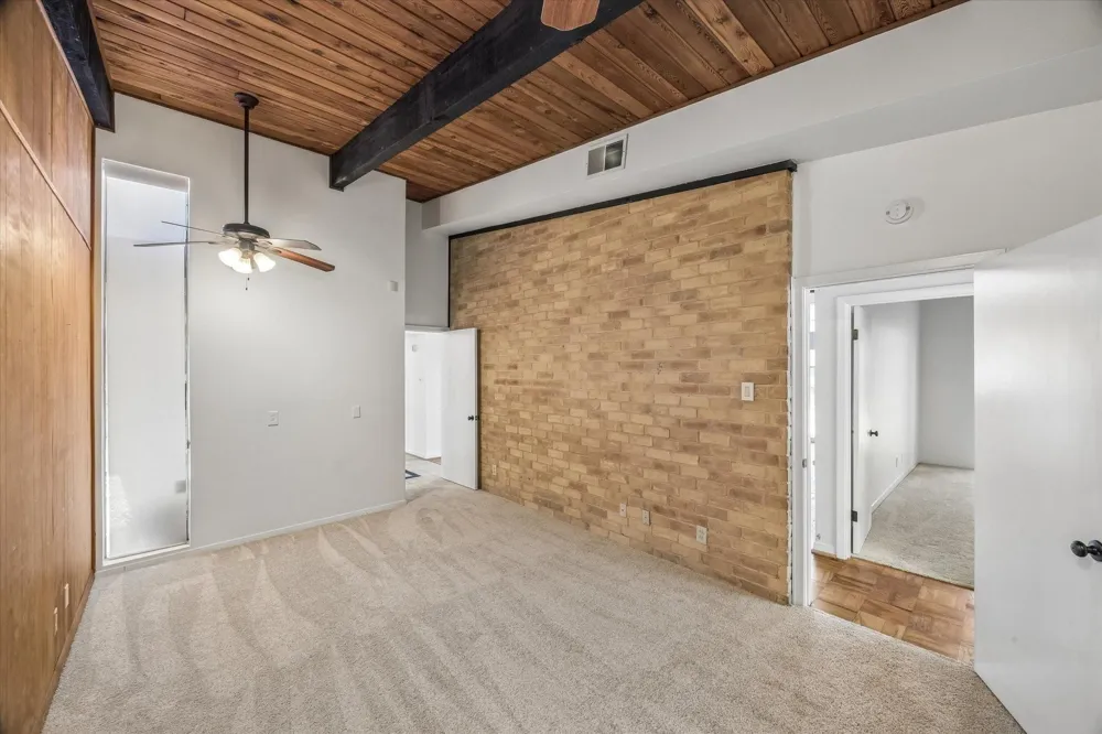 403 Shirleen Drive Seabrook, TX 77586