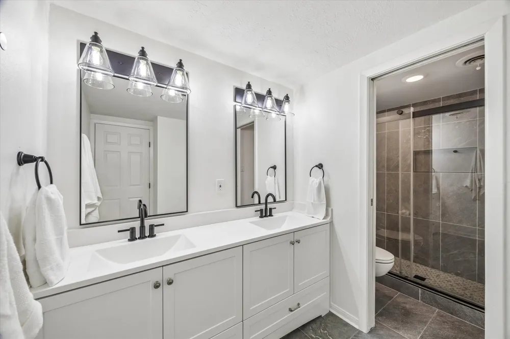 403 Shirleen Drive Seabrook, TX 77586