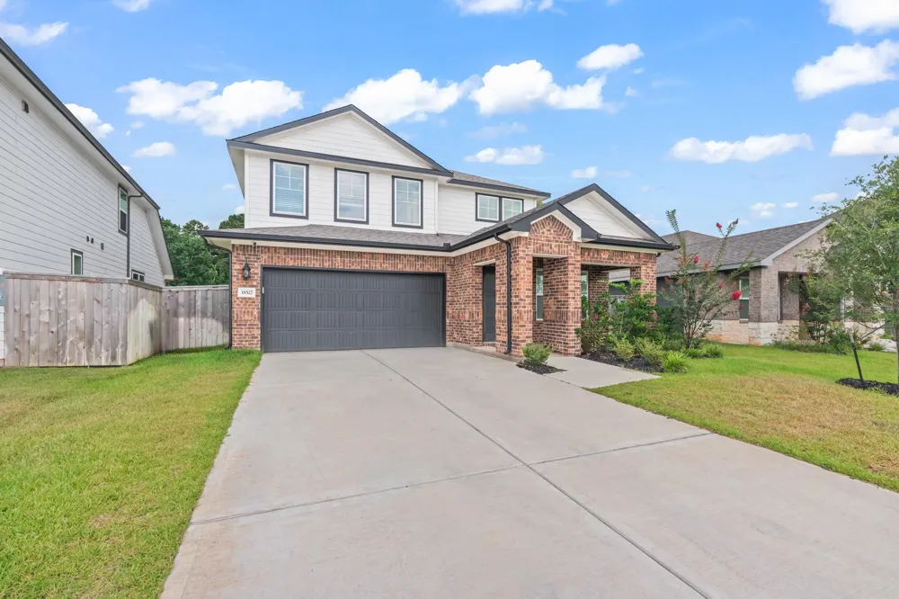 38527 Winding Meadows Drive Magnolia, TX 77354