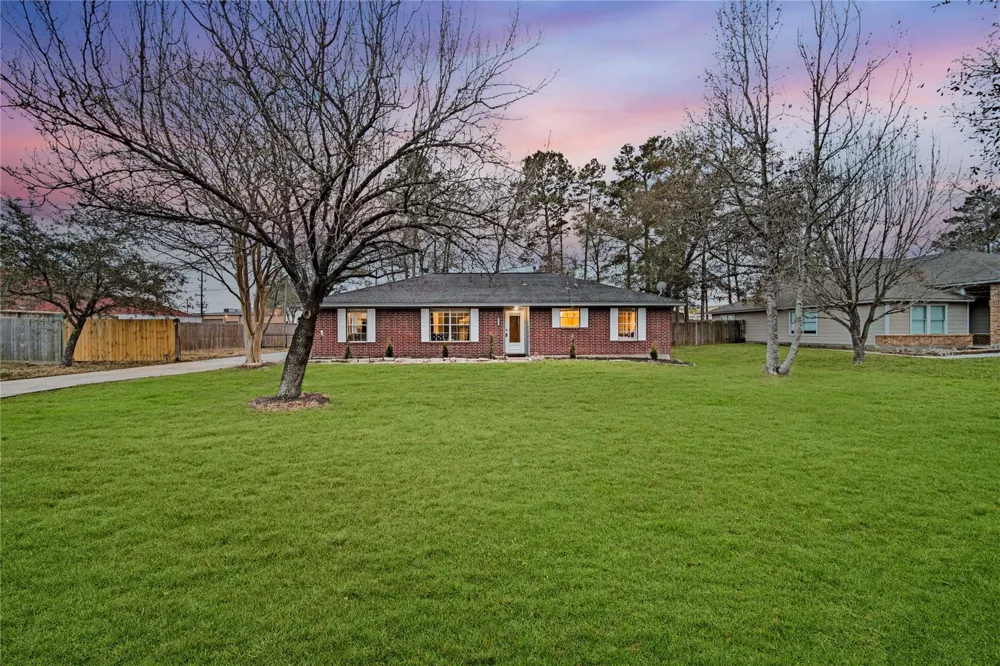 6003 Weisinger Drive Magnolia, TX 77354