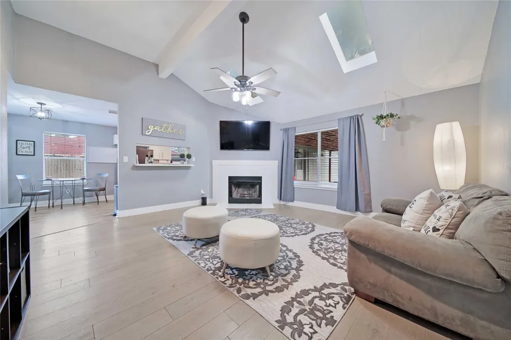 6003 Weisinger Drive Magnolia, TX 77354