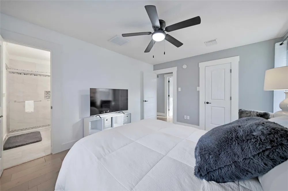 6003 Weisinger Drive Magnolia, TX 77354