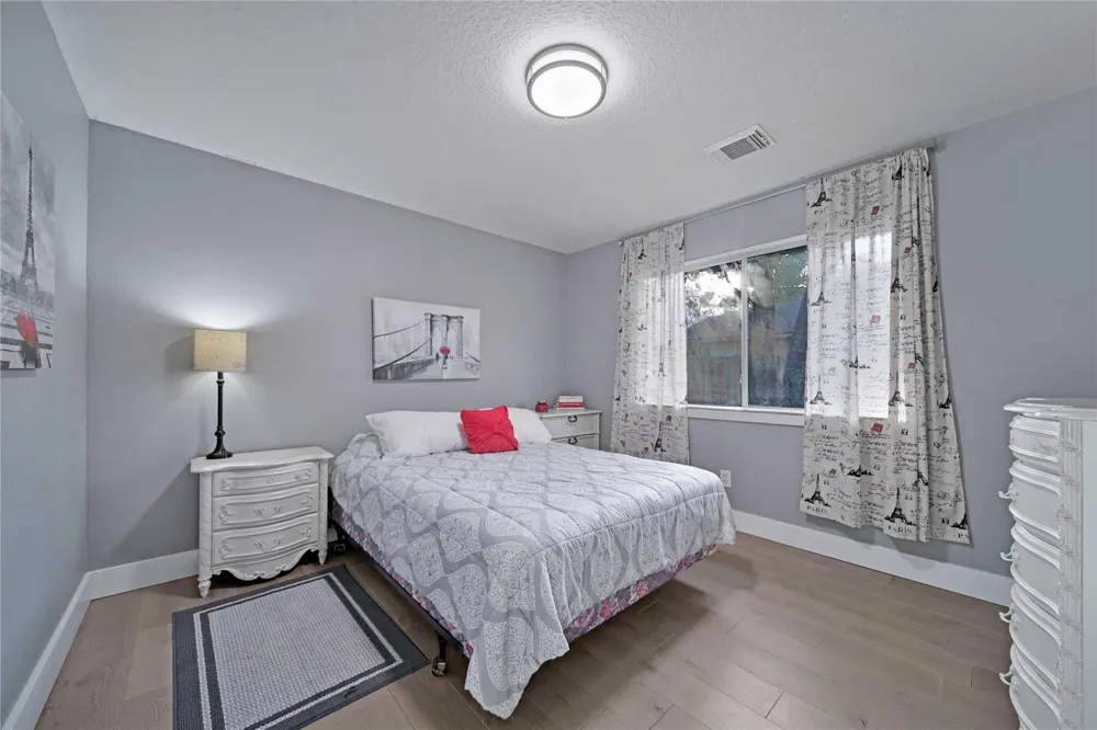 6003 Weisinger Drive Magnolia, TX 77354