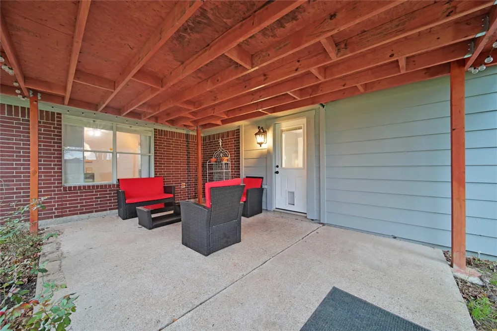 6003 Weisinger Drive Magnolia, TX 77354