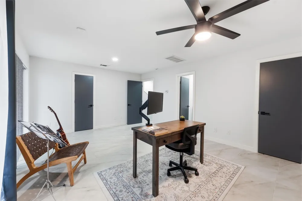 6935 Ardmore Street Houston, TX 77054