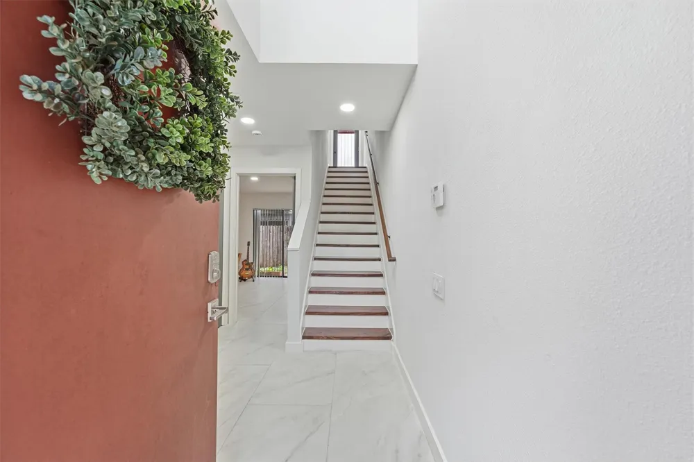 6935 Ardmore Street Houston, TX 77054