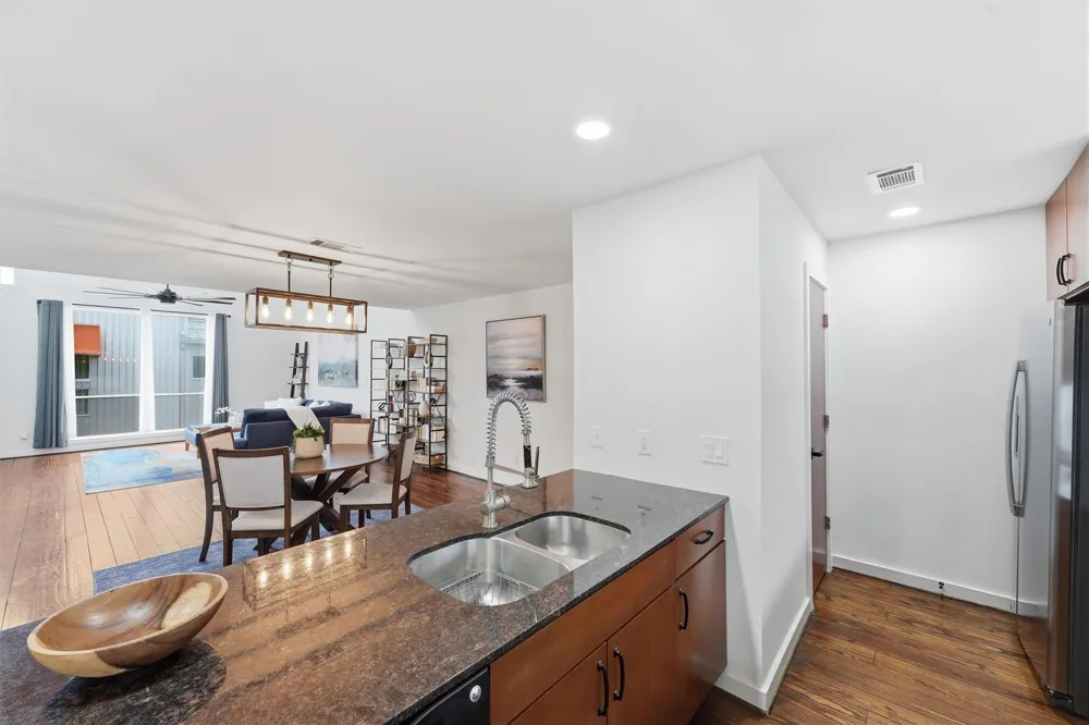 6935 Ardmore Street Houston, TX 77054