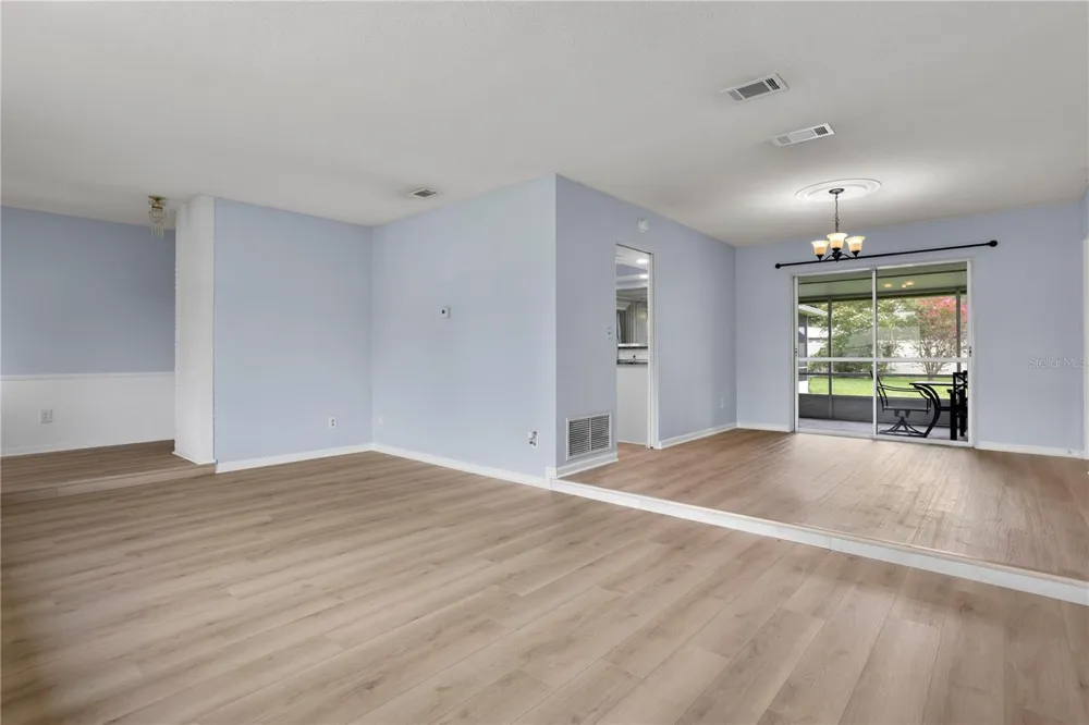 2612 TIMBERLAKE DRIVE Orlando, FL 32806