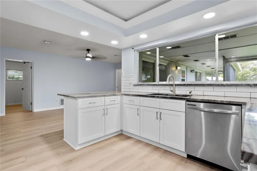 2612 TIMBERLAKE DRIVE Orlando, FL 32806