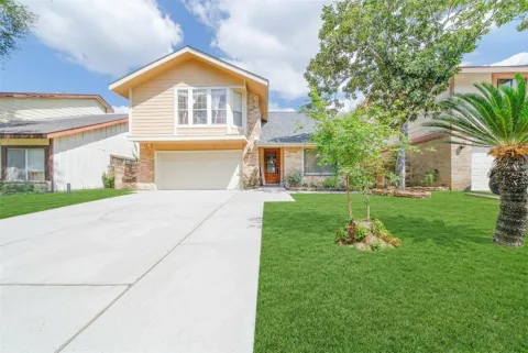 7711 Miller Glen Lane