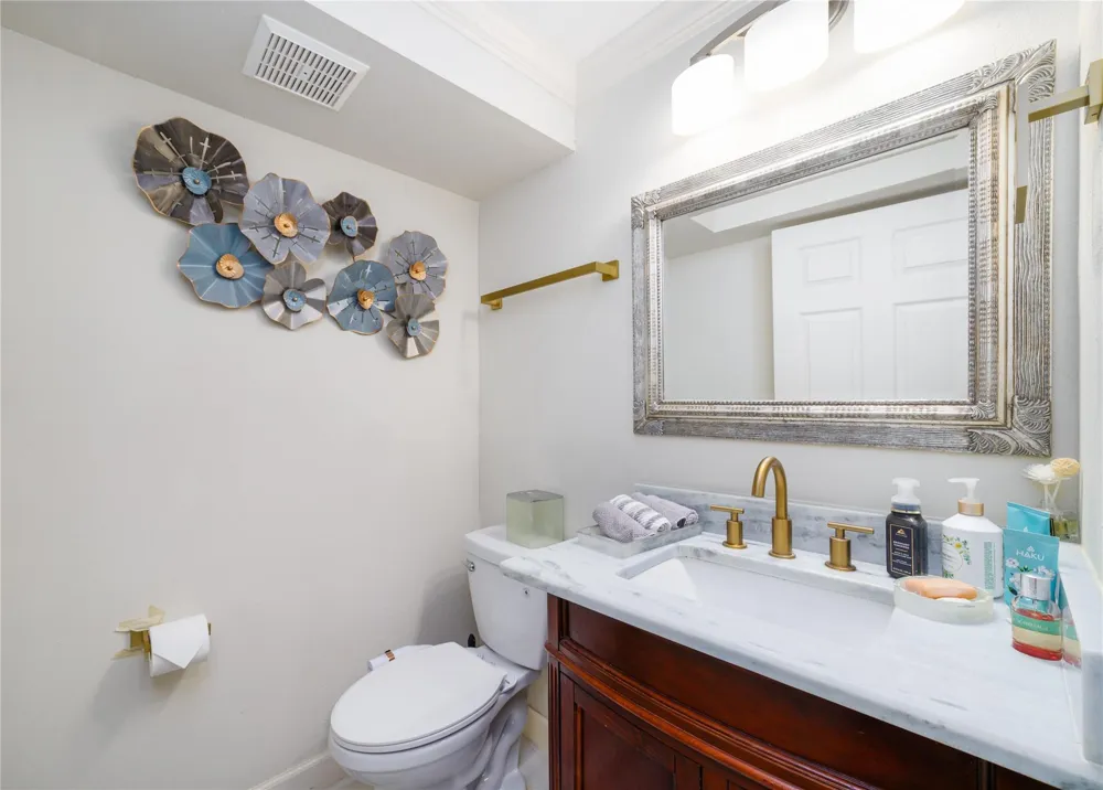 7711 Miller Glen Lane Houston, TX 77072