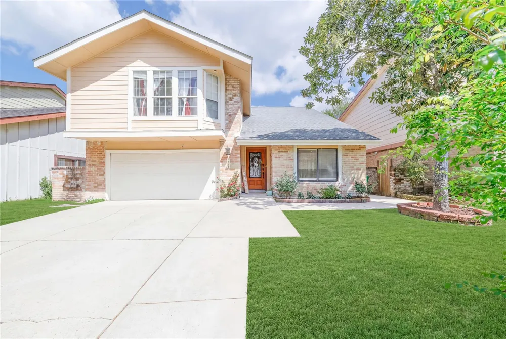 7711 Miller Glen Lane Houston, TX 77072