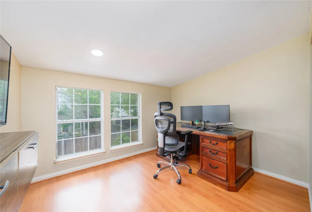 7711 Miller Glen Lane Houston, TX 77072