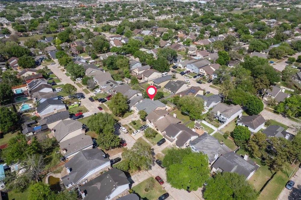 7711 Miller Glen Lane Houston, TX 77072