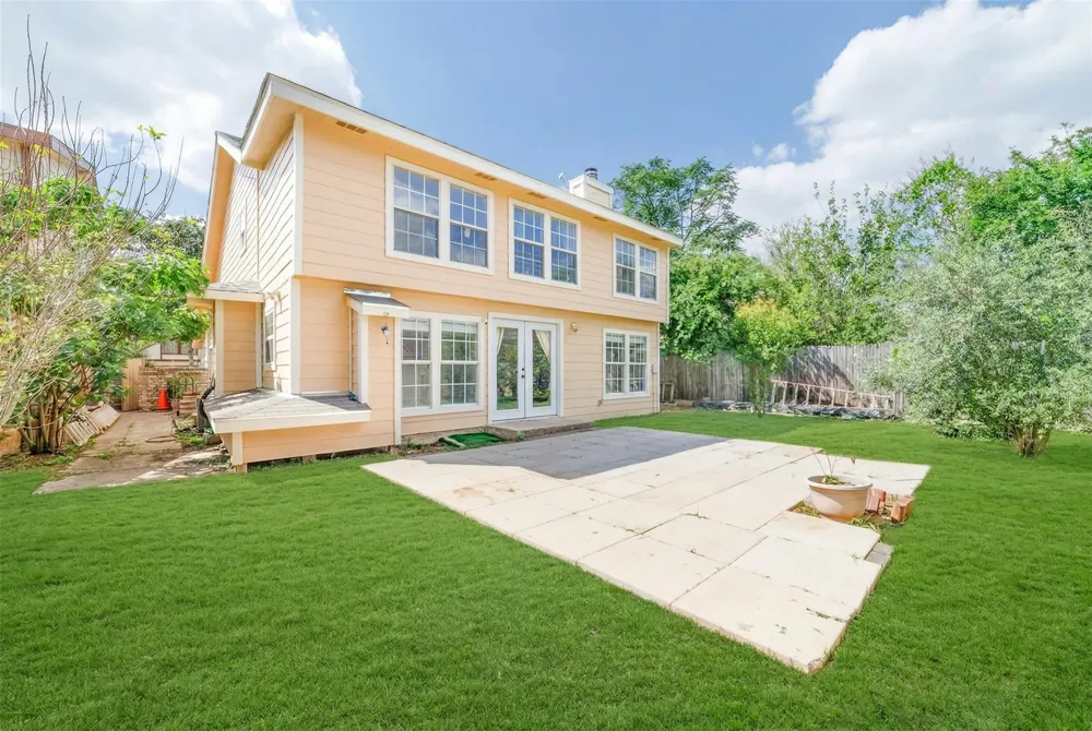 7711 Miller Glen Lane Houston, TX 77072