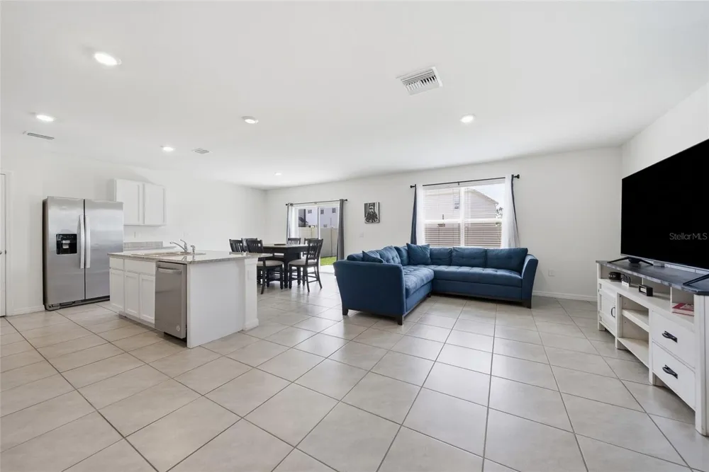 16353 SILENT SANDS LANE Odessa, FL 33556