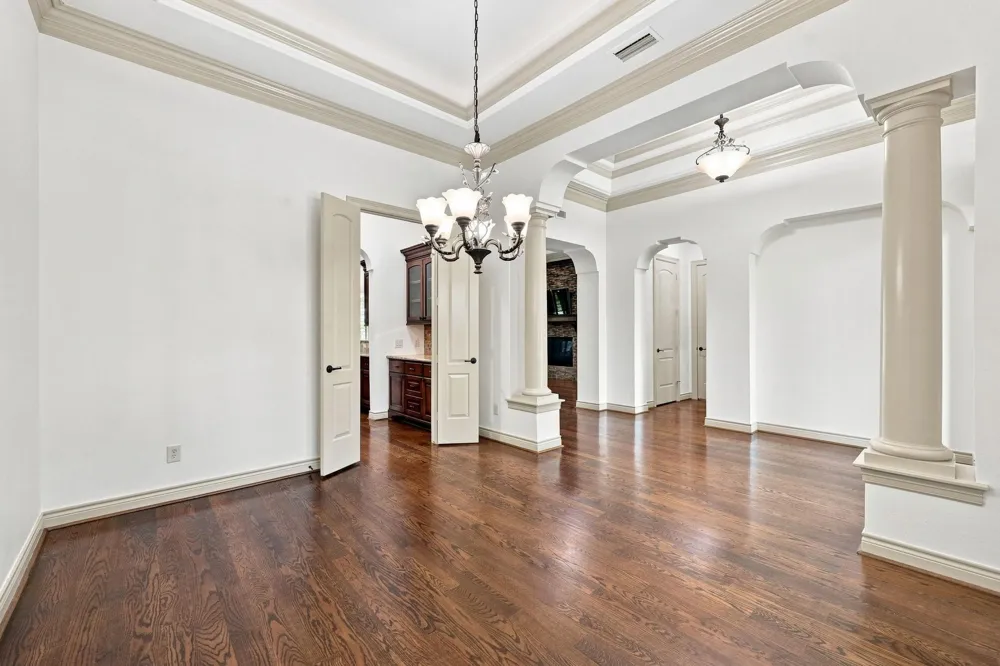 5411 Woodbury Street Weston Lakes, TX 77441