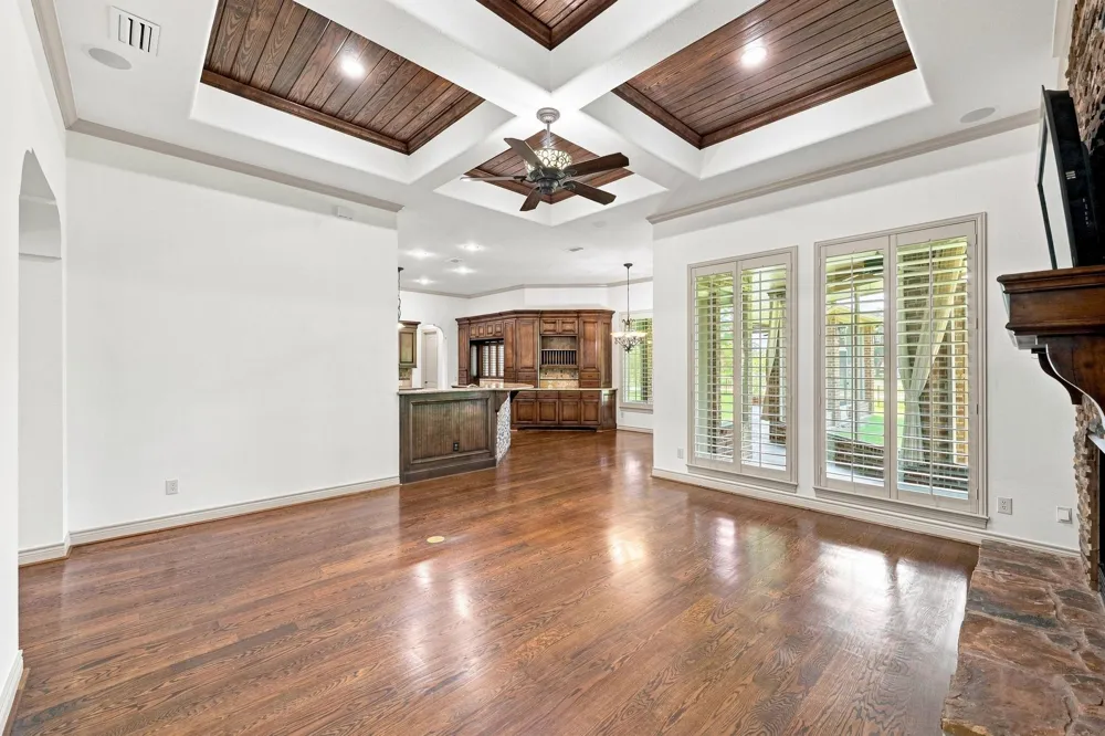 5411 Woodbury Street Weston Lakes, TX 77441
