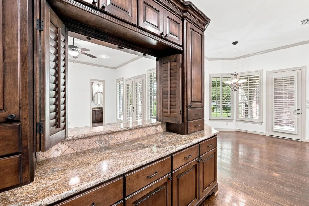 5411 Woodbury Street Weston Lakes, TX 77441