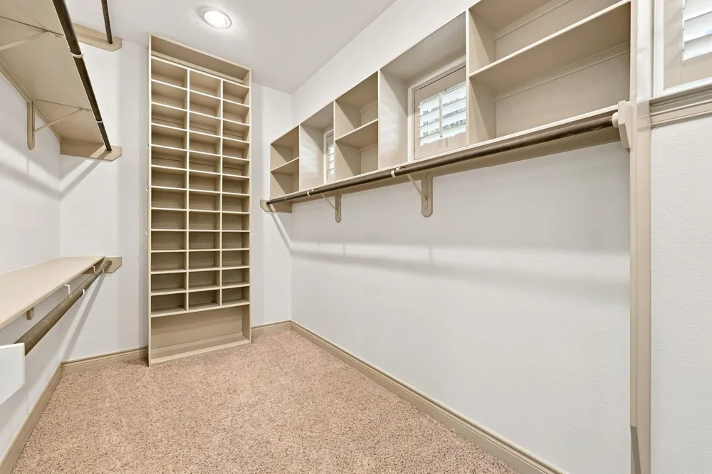 5411 Woodbury Street Weston Lakes, TX 77441