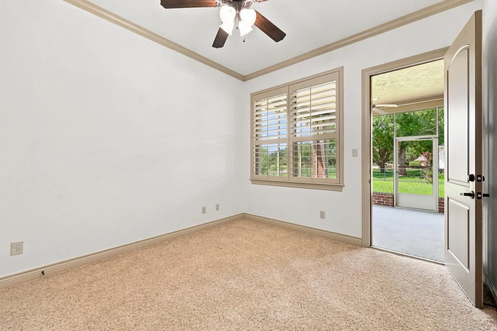 5411 Woodbury Street Weston Lakes, TX 77441