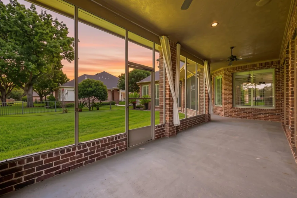 5411 Woodbury Street Weston Lakes, TX 77441