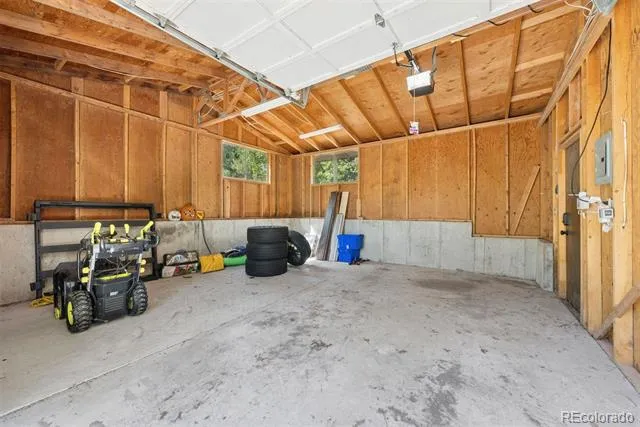 1015 Timber Valley Road Colorado Springs, CO 80919