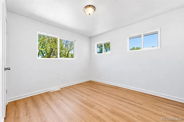 2631 S Green Court Denver, CO 80219