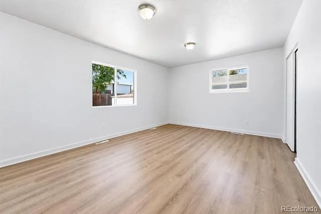 2631 S Green Court Denver, CO 80219