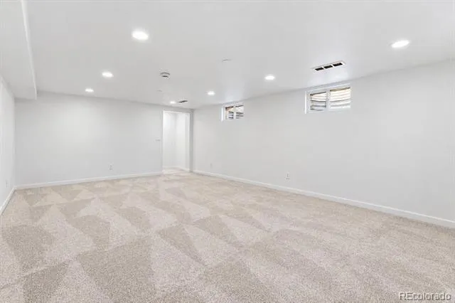 2631 S Green Court Denver, CO 80219