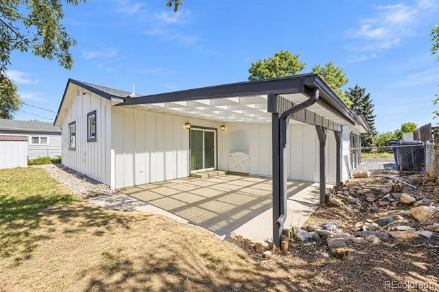 2631 S Green Court Denver, CO 80219