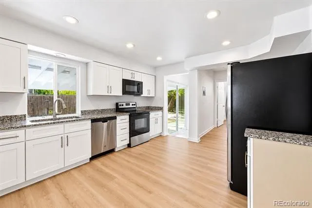 2631 S Green Court Denver, CO 80219