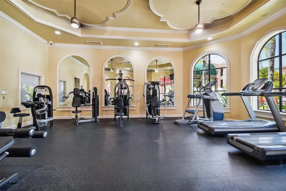 2724 VIA MURANO #615 Clearwater, FL 33764